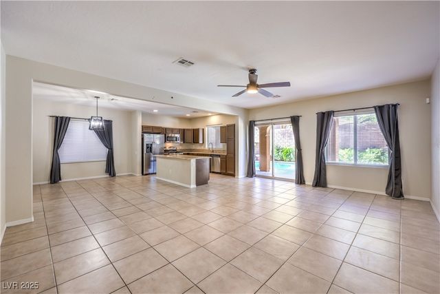 10179 Lucca Bluff Street, Las Vegas, NV 89178