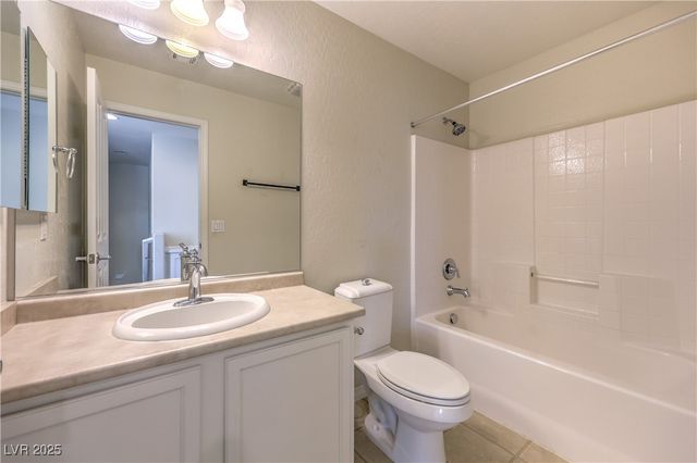 10179 Lucca Bluff Street, Las Vegas, NV 89178