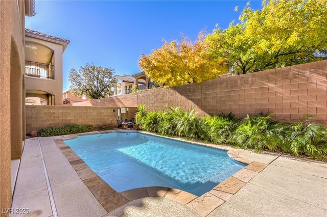 10179 Lucca Bluff Street, Las Vegas, NV 89178