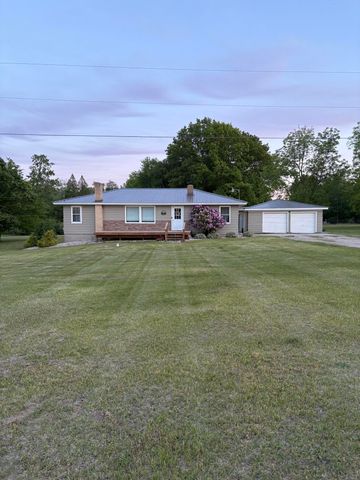 5499 W McBride Road, Douglass Twp, MI 48850