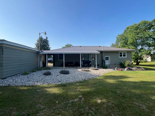 5499 W McBride Road, Douglass Twp, MI 48850