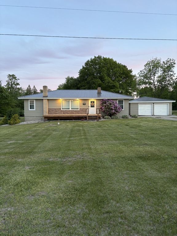 5499 W McBride Road, Douglass Twp, MI 48850