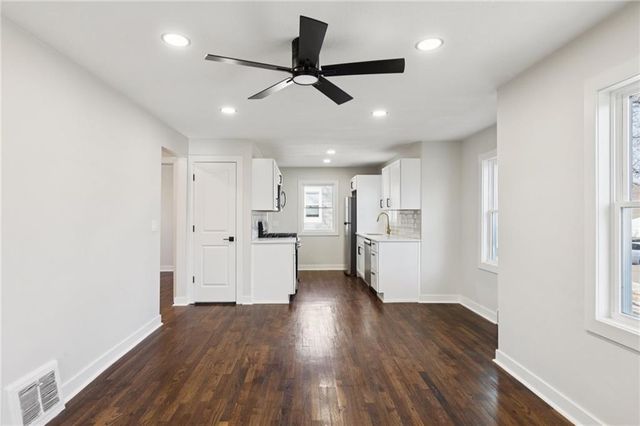 5112 Maple Street, Mission, KS 66202