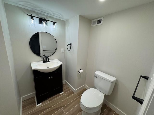 5112 Maple Street, Mission, KS 66202