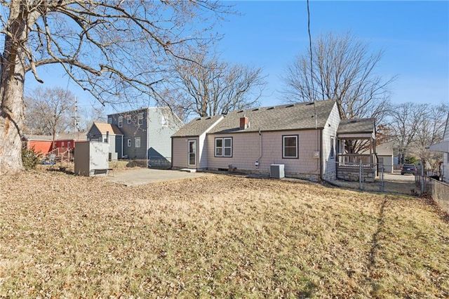5112 Maple Street, Mission, KS 66202