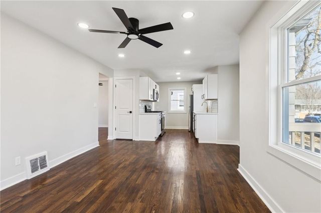 5112 Maple Street, Mission, KS 66202