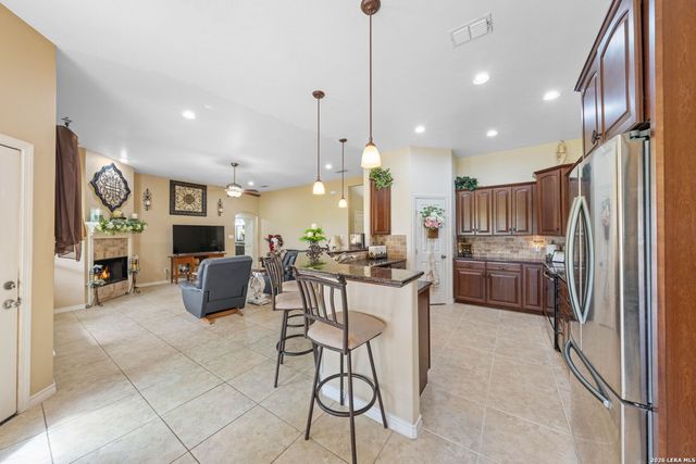 630 N DICKSON ST, Poth, TX 78147