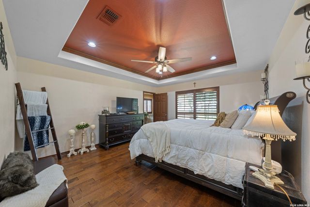 630 N DICKSON ST, Poth, TX 78147