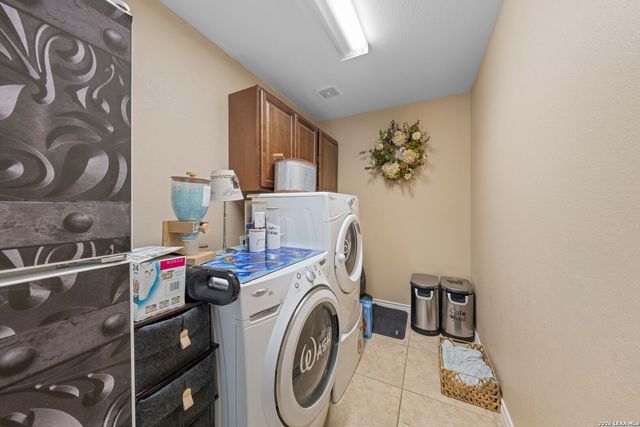 630 N DICKSON ST, Poth, TX 78147