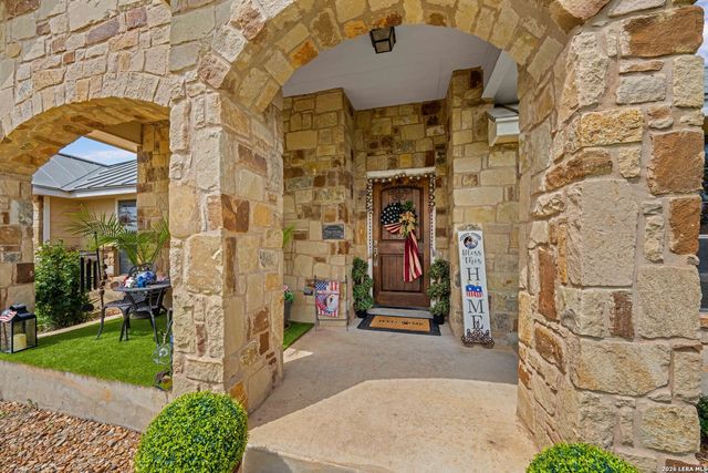 630 N DICKSON ST, Poth, TX 78147
