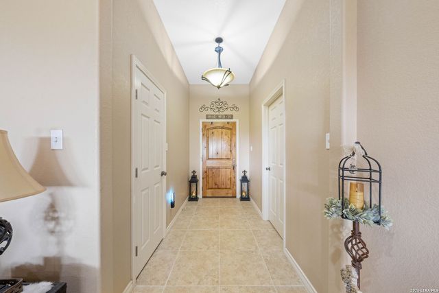 630 N DICKSON ST, Poth, TX 78147