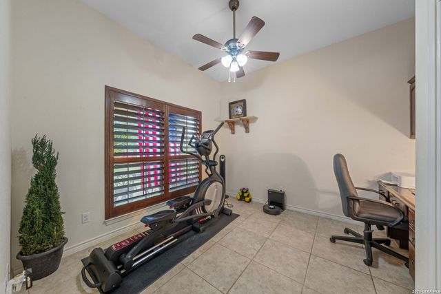630 N DICKSON ST, Poth, TX 78147
