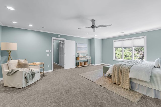 354 Molasses Lane, Mount Pleasant, SC 29464