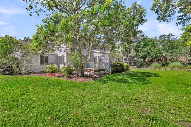 354 Molasses Lane, Mount Pleasant, SC 29464
