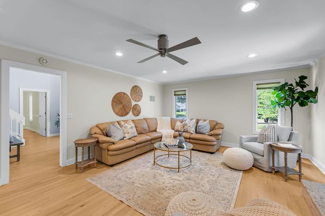 354 Molasses Lane, Mount Pleasant, SC 29464