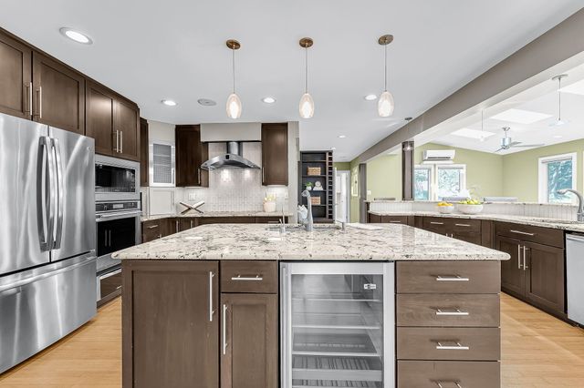 354 Molasses Lane, Mount Pleasant, SC 29464