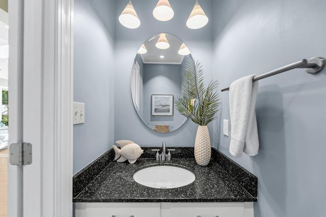 354 Molasses Lane, Mount Pleasant, SC 29464