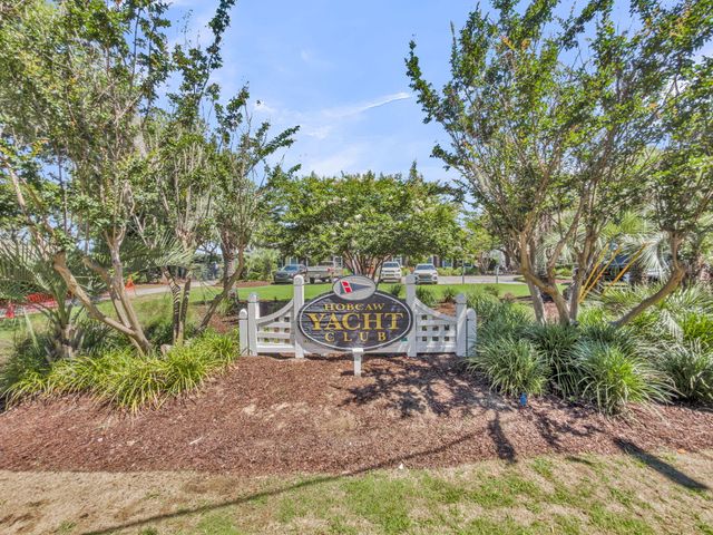 354 Molasses Lane, Mount Pleasant, SC 29464