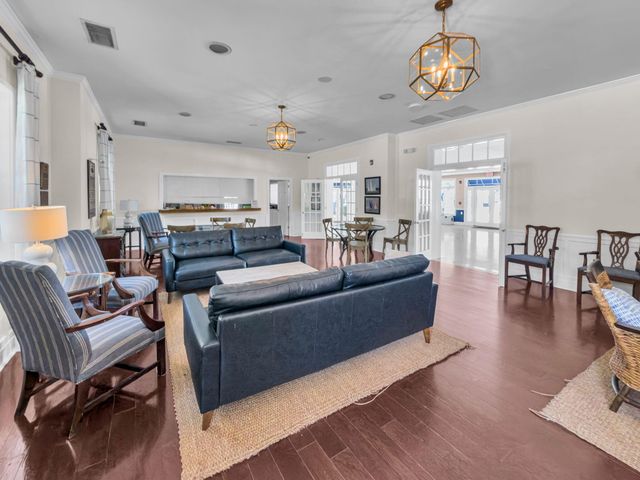 354 Molasses Lane, Mount Pleasant, SC 29464