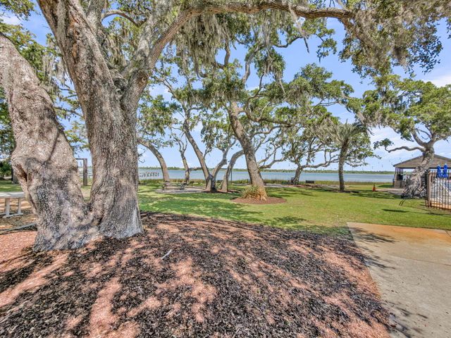 354 Molasses Lane, Mount Pleasant, SC 29464