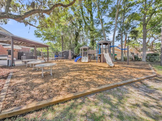 354 Molasses Lane, Mount Pleasant, SC 29464