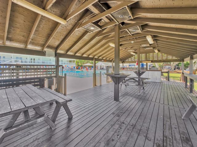 354 Molasses Lane, Mount Pleasant, SC 29464