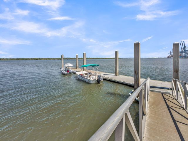 354 Molasses Lane, Mount Pleasant, SC 29464