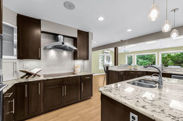354 Molasses Lane, Mount Pleasant, SC 29464