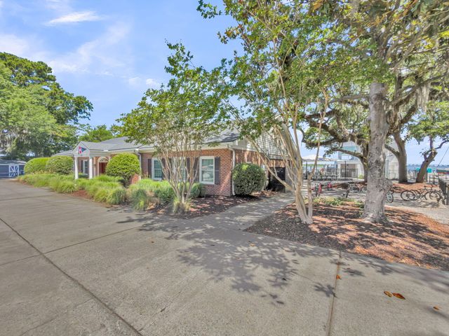 354 Molasses Lane, Mount Pleasant, SC 29464