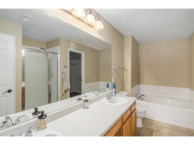 9795 W Freiburg Dr A, Littleton, CO 80127