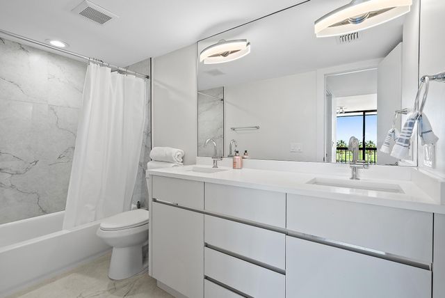 356 GOLFVIEW Road 405, North Palm Beach, FL 33408