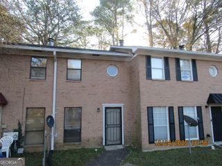 1121 Windgate Circle NW, Conyers, GA 30012