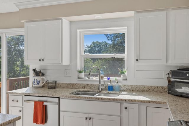 890 Gwinn Island Road, Danville, KY 40422