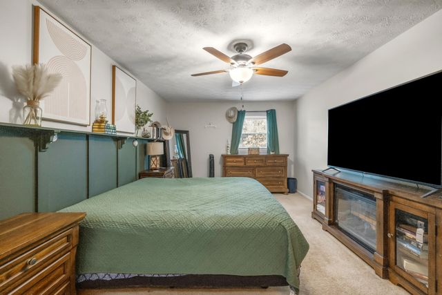 890 Gwinn Island Road, Danville, KY 40422