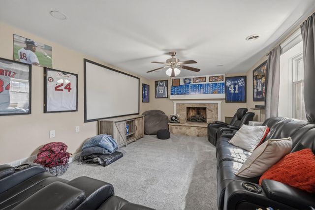 890 Gwinn Island Road, Danville, KY 40422
