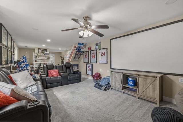 890 Gwinn Island Road, Danville, KY 40422