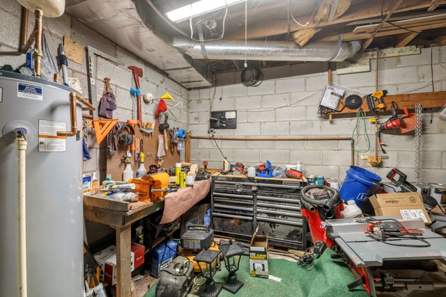 890 Gwinn Island Road, Danville, KY 40422