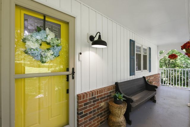 890 Gwinn Island Road, Danville, KY 40422