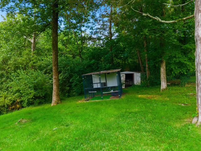 890 Gwinn Island Road, Danville, KY 40422