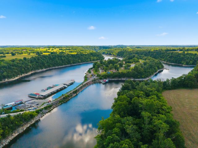 890 Gwinn Island Road, Danville, KY 40422