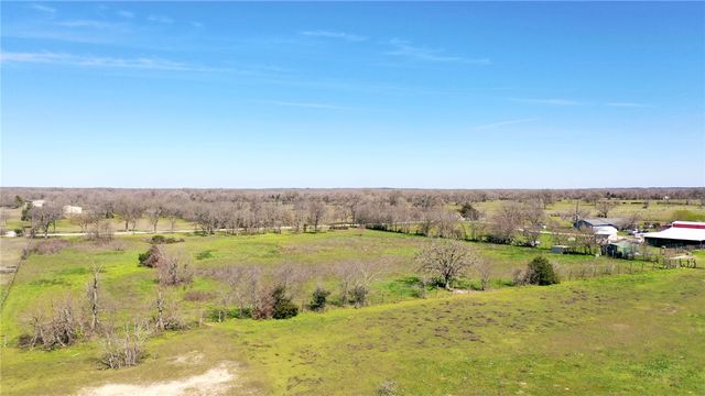 14 AC Halliday Lane, Madisonville, TX 77864