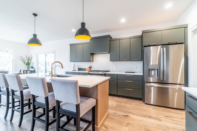 6161 Bateleur Court, Fort Wayne, IN 46845