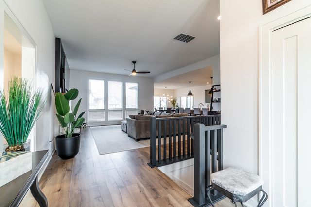 6161 Bateleur Court, Fort Wayne, IN 46845