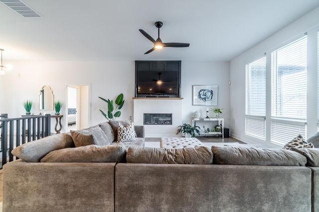 6161 Bateleur Court, Fort Wayne, IN 46845