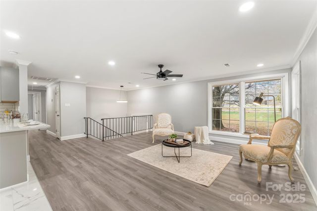 2210 24th Street Circle NE, Hickory, NC 28601