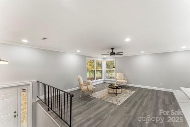 2210 24th Street Circle NE, Hickory, NC 28601