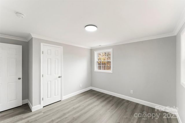 2210 24th Street Circle NE, Hickory, NC 28601