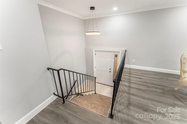 2210 24th Street Circle NE, Hickory, NC 28601