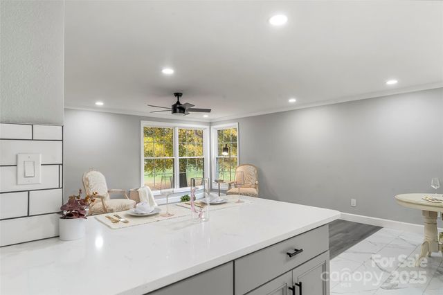 2210 24th Street Circle NE, Hickory, NC 28601