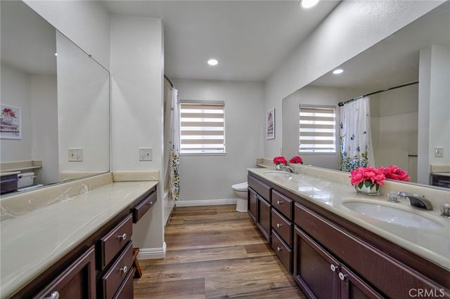 20851 Community Street 10, Winnetka, CA 91306